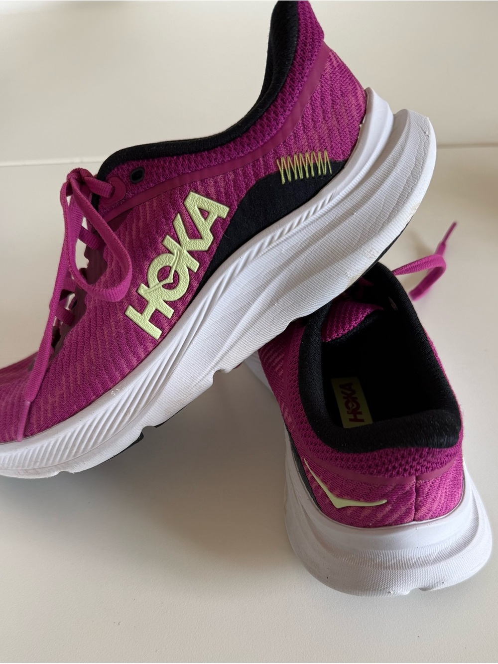 HOKA Women’s Running Shoes in Magenta Like New Size 8.5